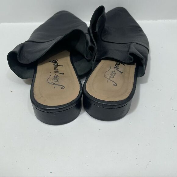 Free People Black Leather Slide On Pointed Toe Flats - Picture 5 of 9